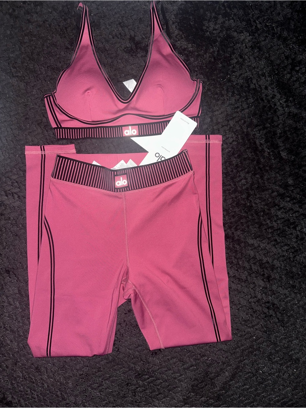 ALO Yoga Berry Pink Seamless Sports Bra & Leggings Set